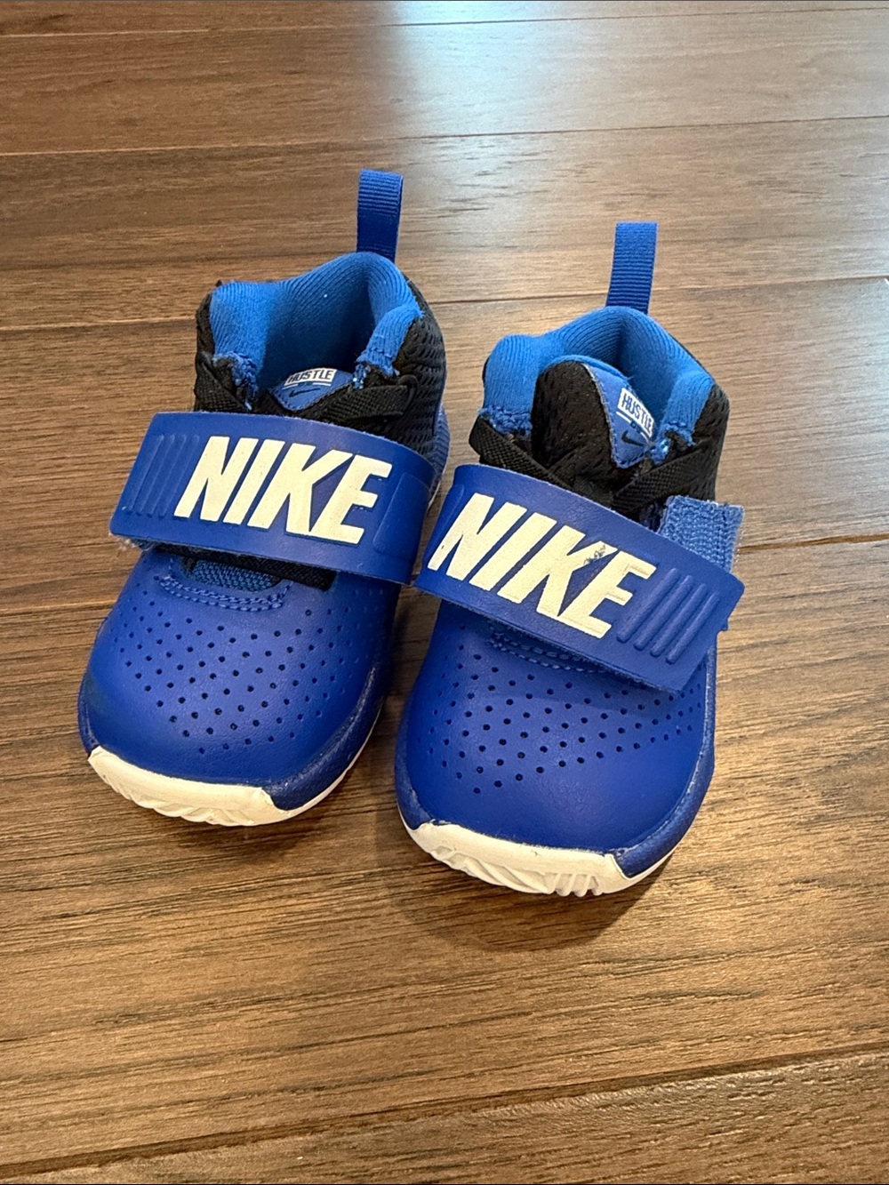 Nike Team Hustle D8 Game Royal - Blue 5c - C52-076